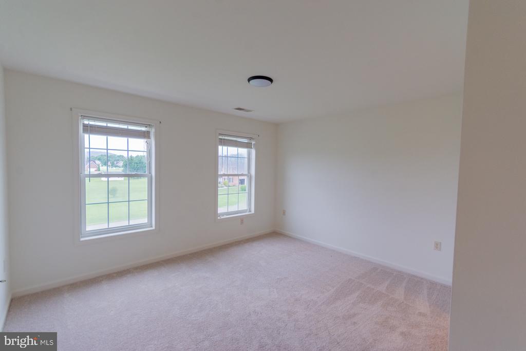 102 NORINTON DRIVE