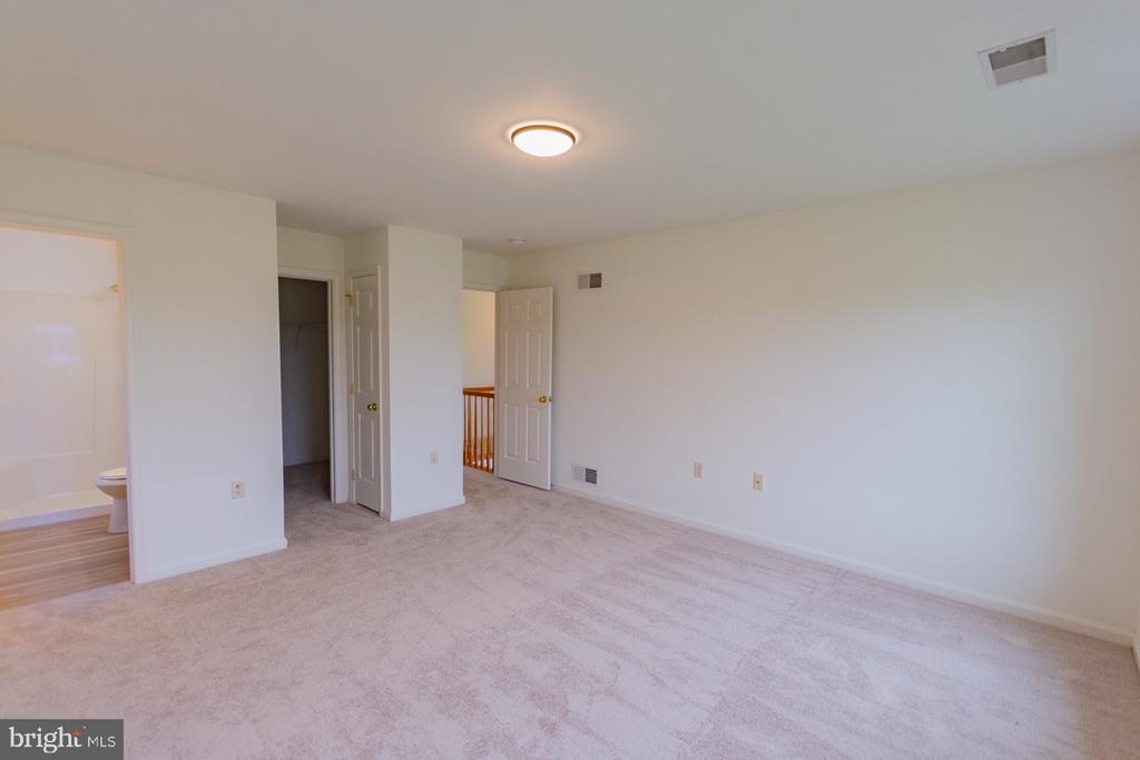 102 NORINTON DRIVE