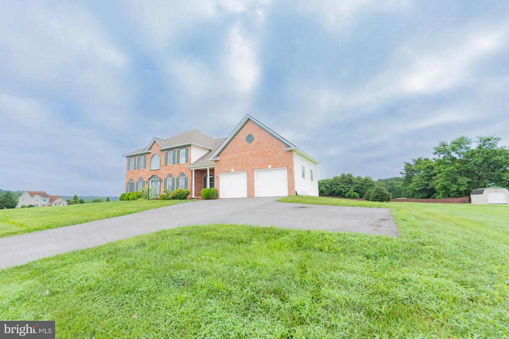 102 NORINTON DRIVE
