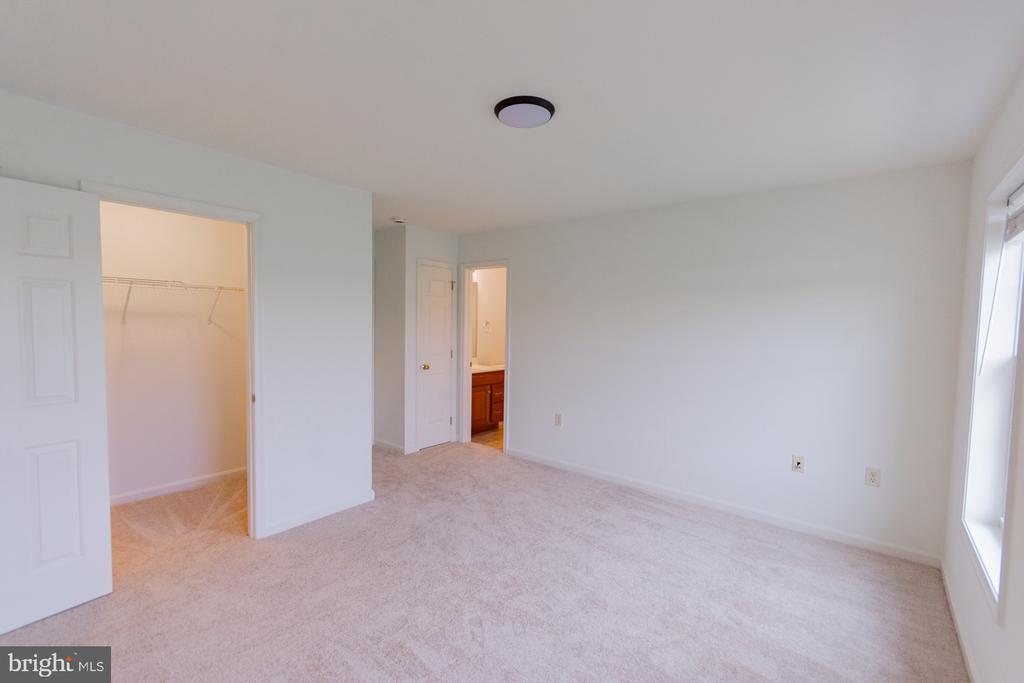 102 NORINTON DRIVE