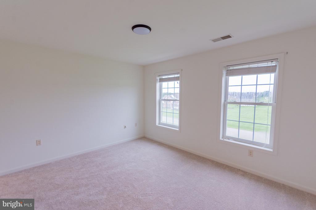 102 NORINTON DRIVE