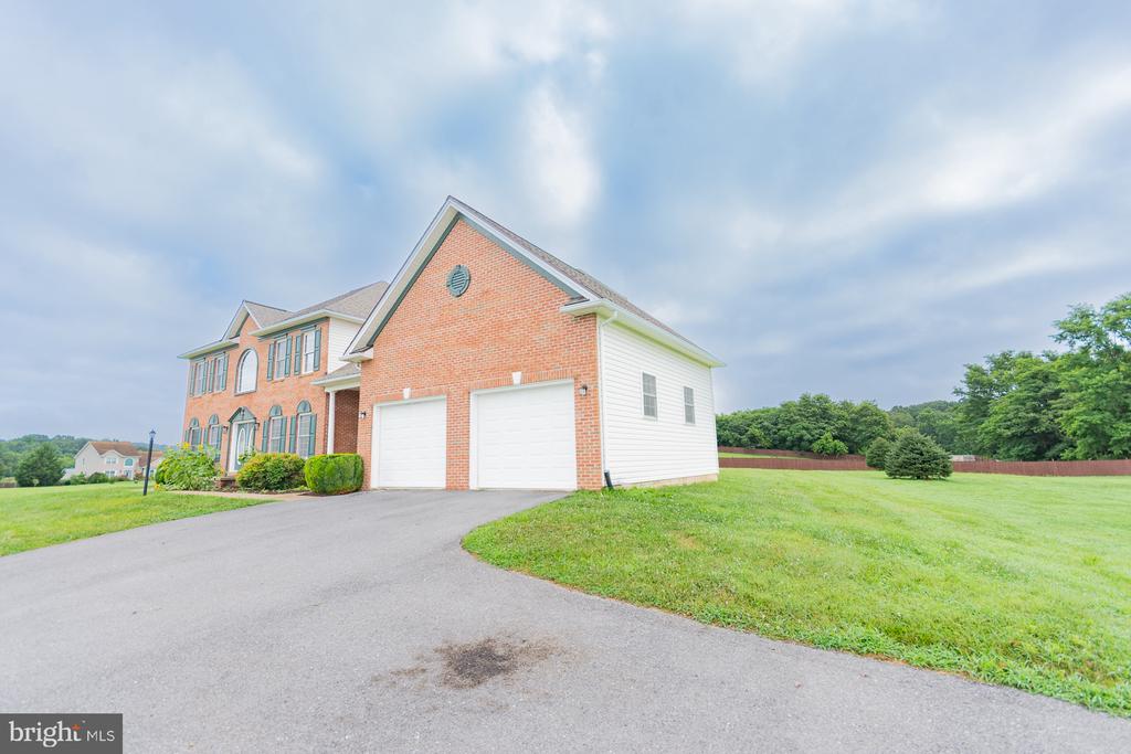 102 NORINTON DRIVE