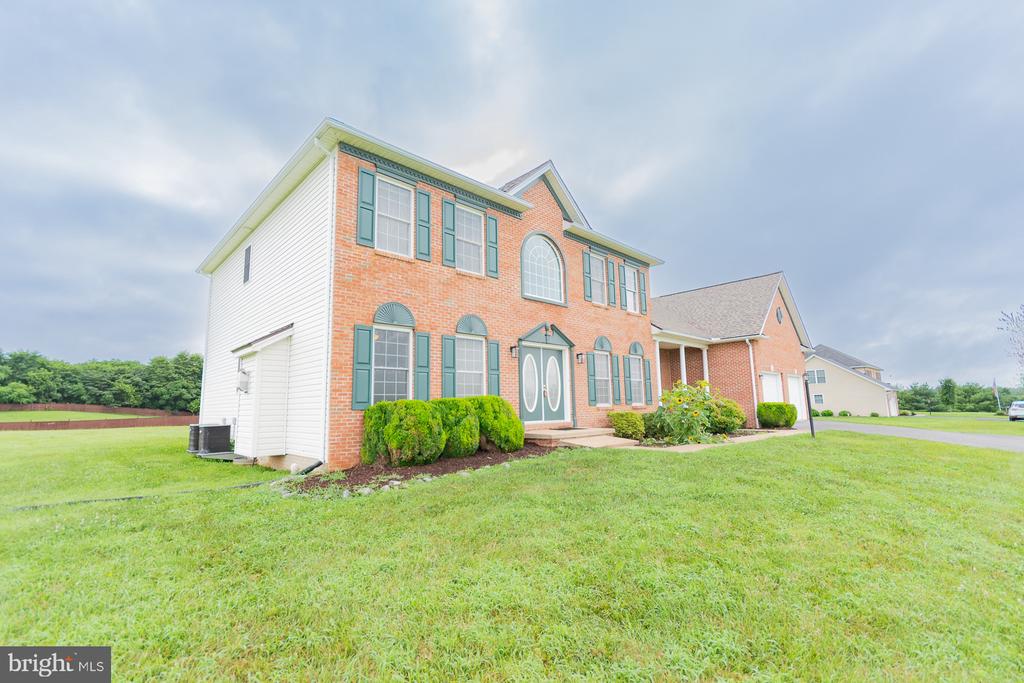 102 NORINTON DRIVE