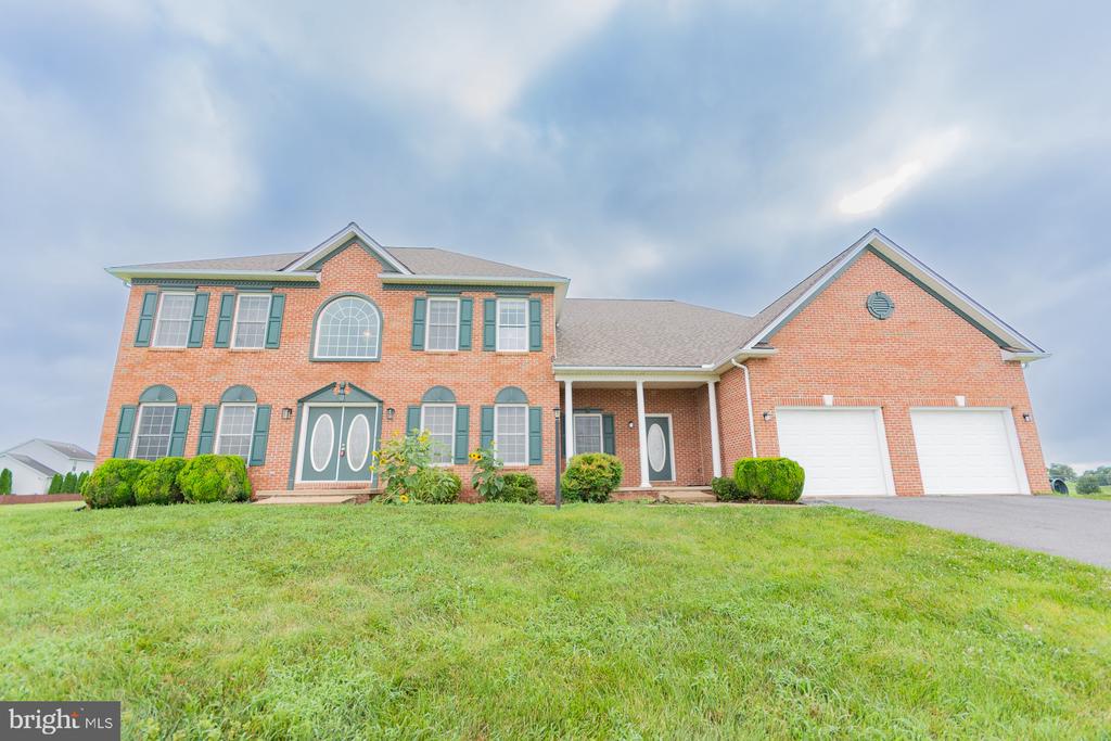 102 NORINTON DRIVE