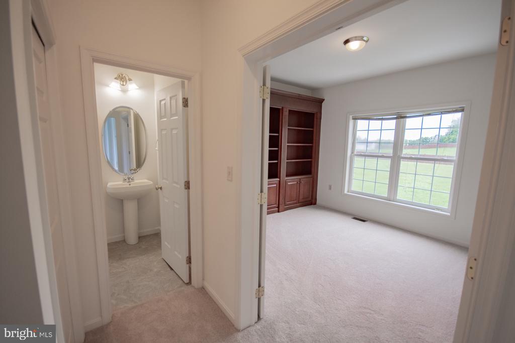 102 NORINTON DRIVE
