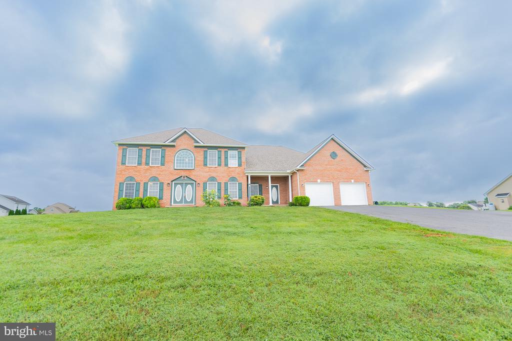 102 NORINTON DRIVE
