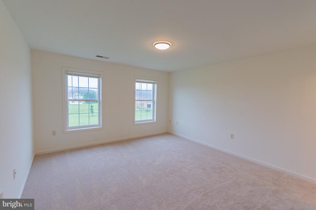 102 NORINTON DRIVE