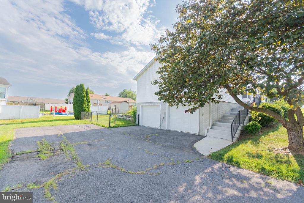43 TATHER DRIVE
