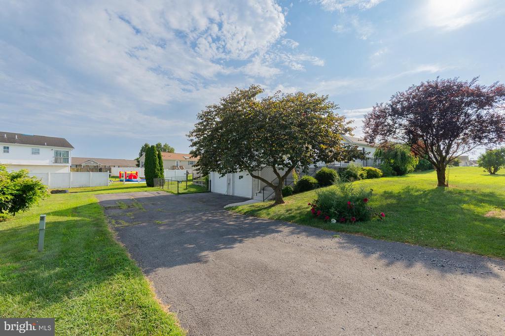 43 TATHER DRIVE