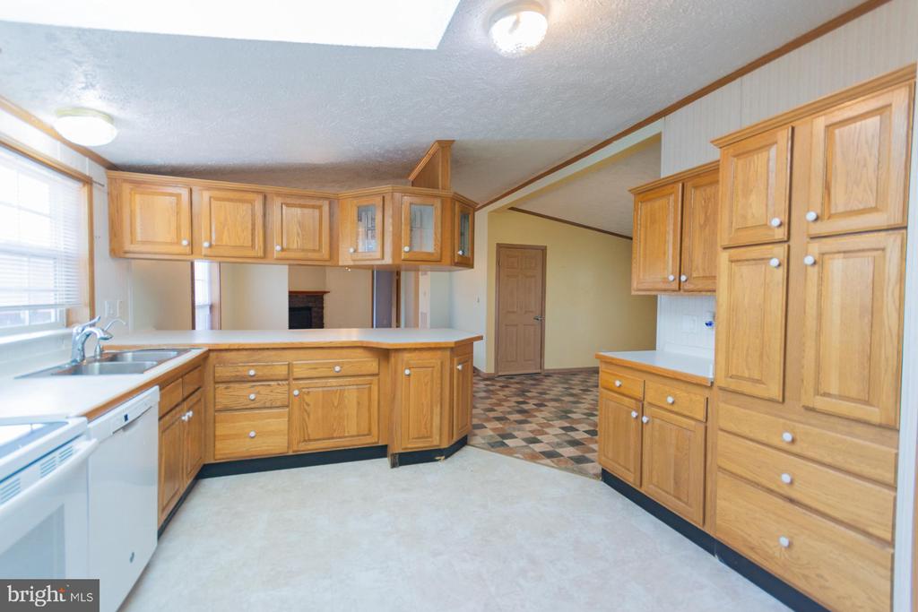 43 TATHER DRIVE