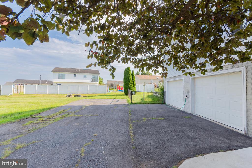 43 TATHER DRIVE