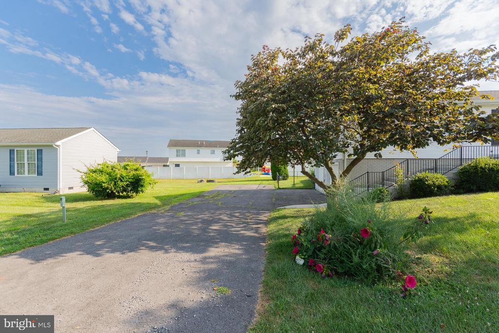 43 TATHER DRIVE