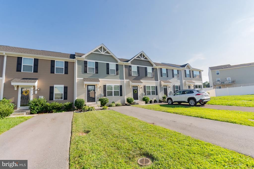 49 SEBAGO PLACE