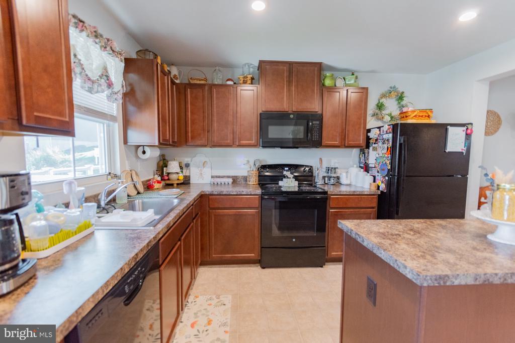 49 SEBAGO PLACE