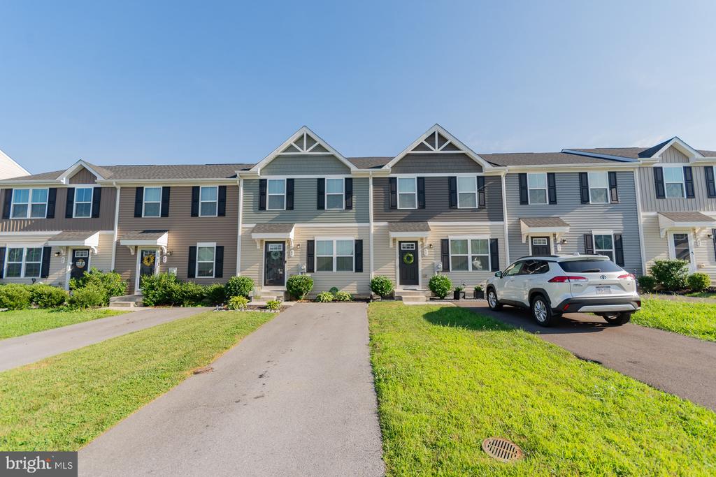 49 SEBAGO PLACE