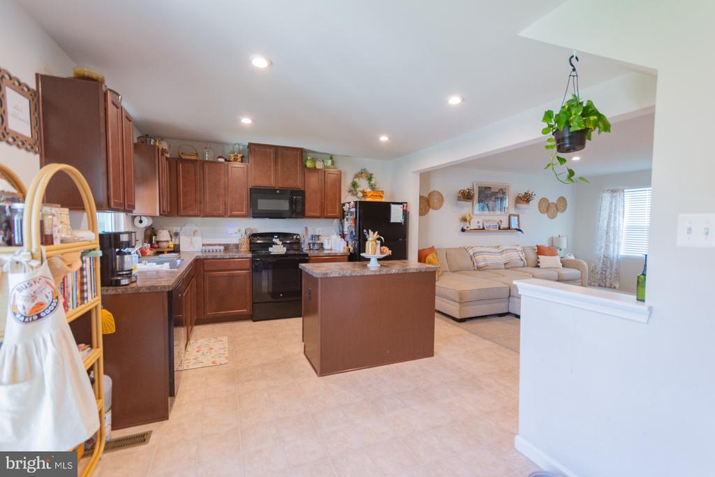 49 SEBAGO PLACE