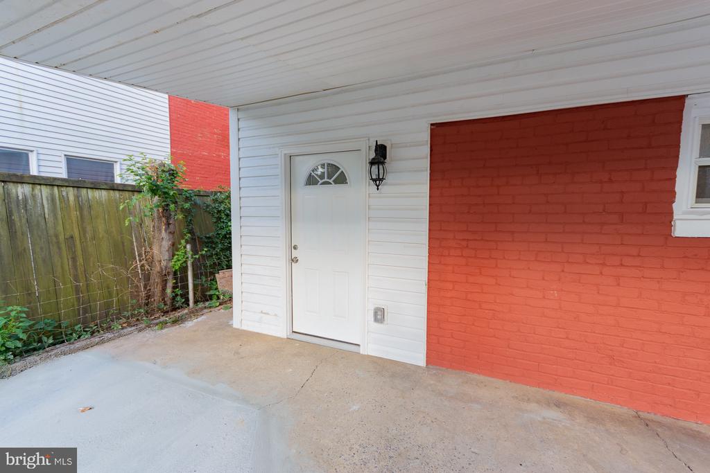 719 2ND STREET