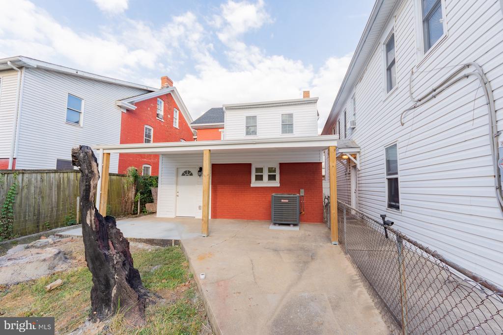 719 2ND STREET
