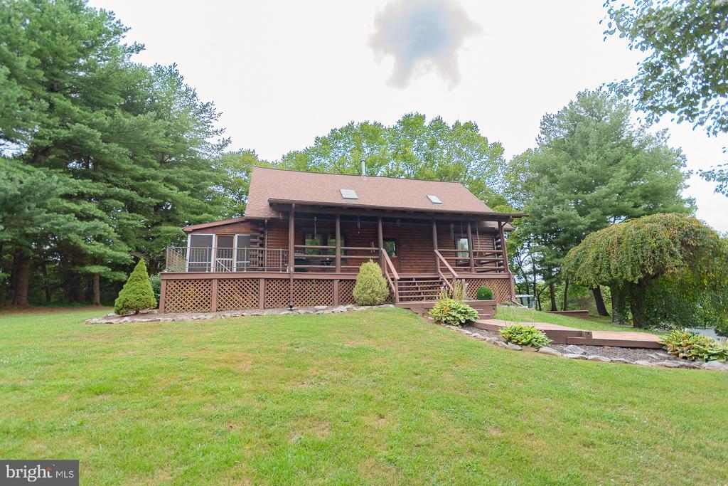1337 CEDAR LANE
