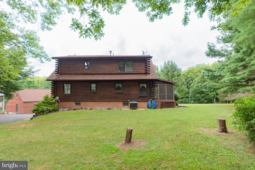 1337 CEDAR LANE