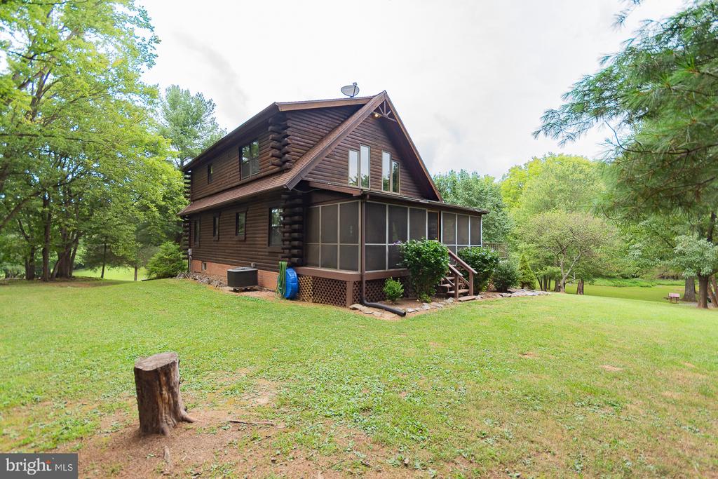 1337 CEDAR LANE