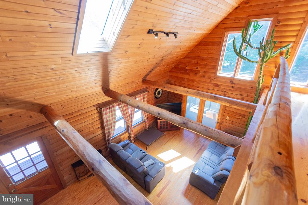 1337 CEDAR LANE
