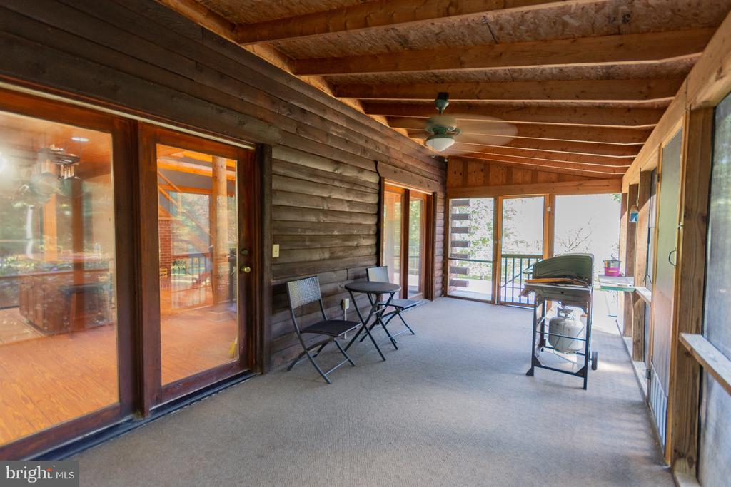 1337 CEDAR LANE