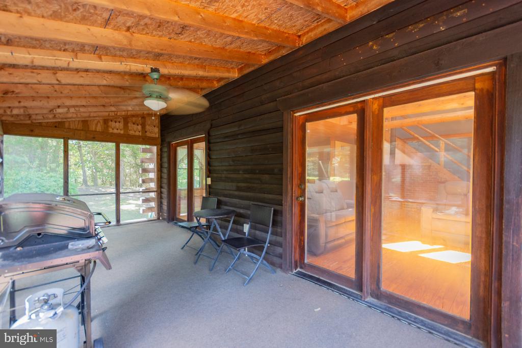 1337 CEDAR LANE