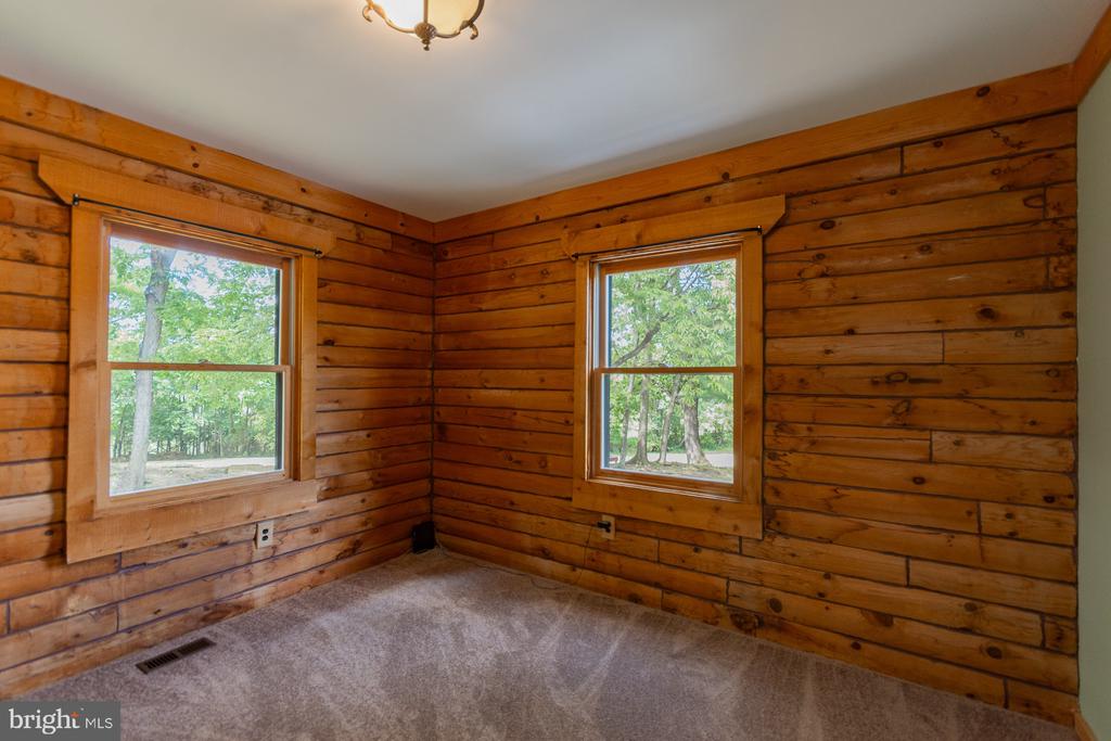 1337 CEDAR LANE