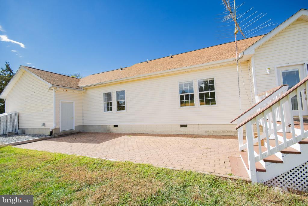 78 COLONEL MYERS DRIVE