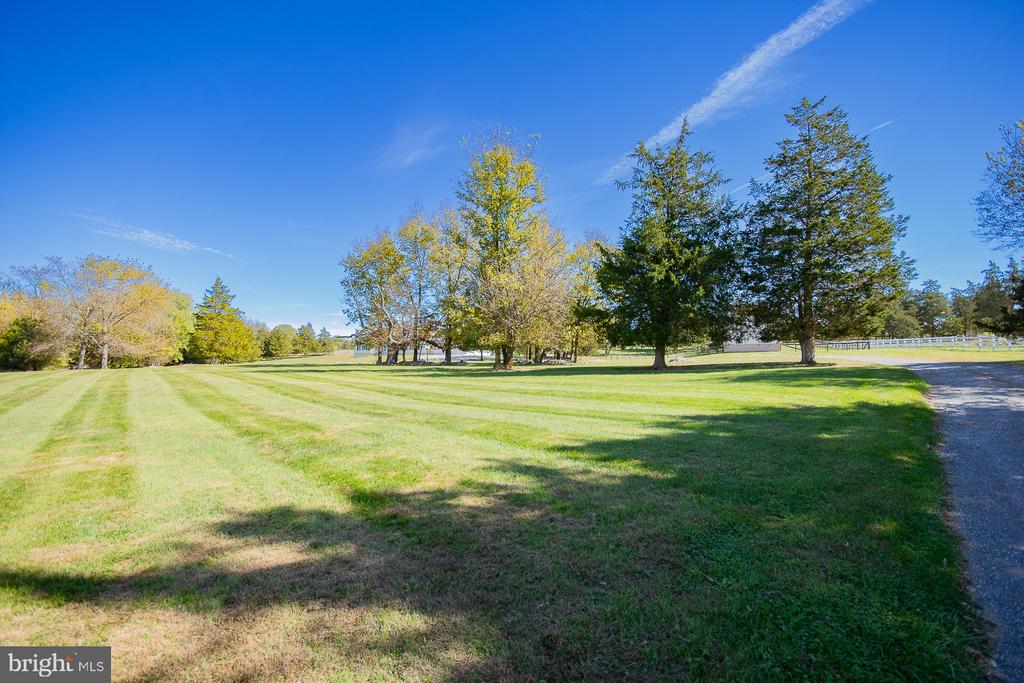 78 COLONEL MYERS DRIVE