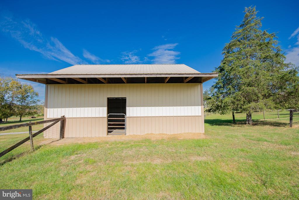 78 COLONEL MYERS DRIVE