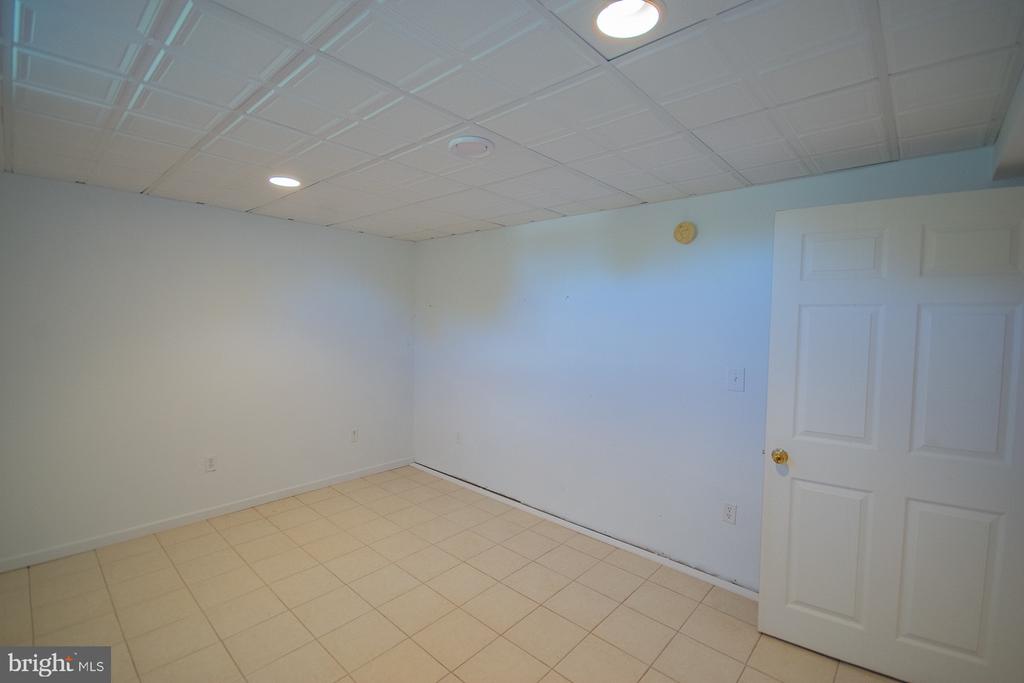 78 COLONEL MYERS DRIVE