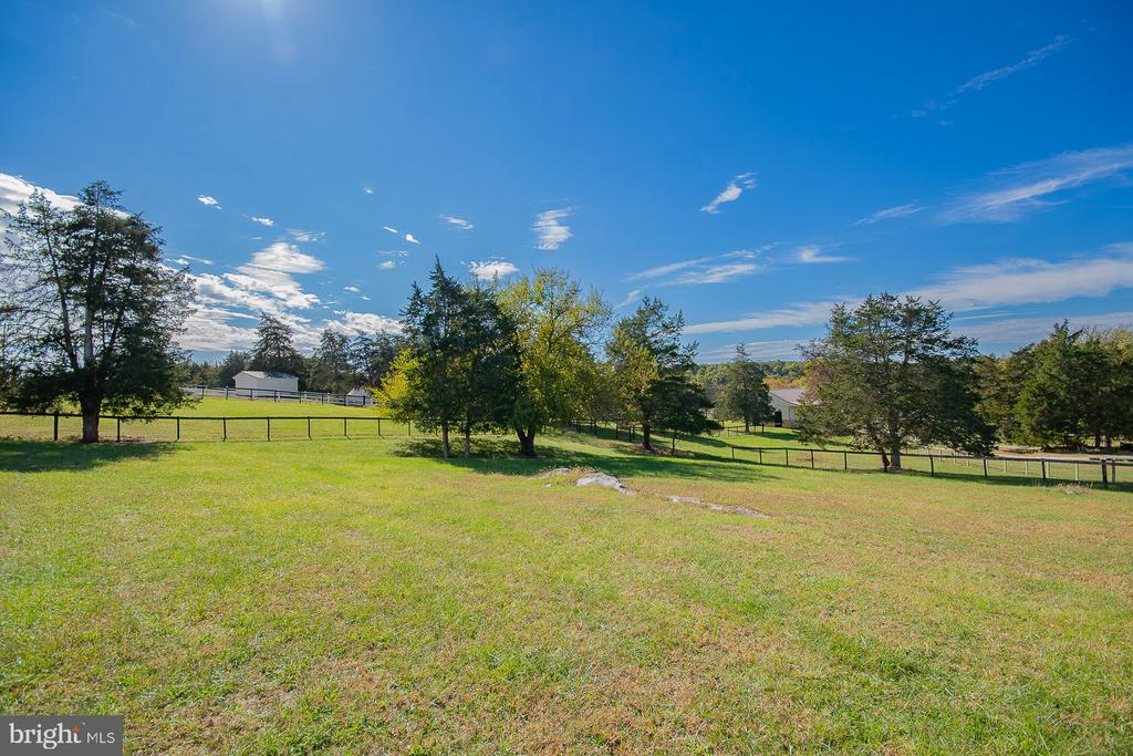 78 COLONEL MYERS DRIVE
