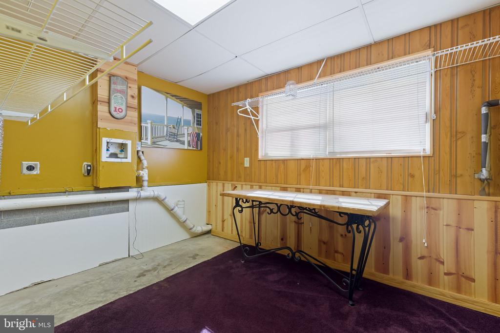 84 PLANET COURT