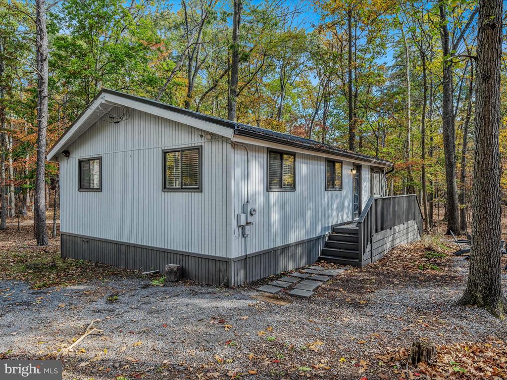 68 BOB WHITE LANE