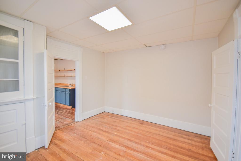 117 E MARTIN STREET Unit: 3