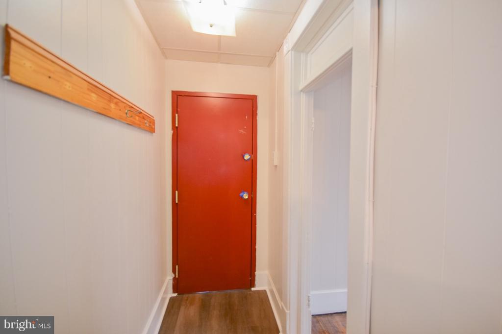 117 E MARTIN STREET Unit: 3