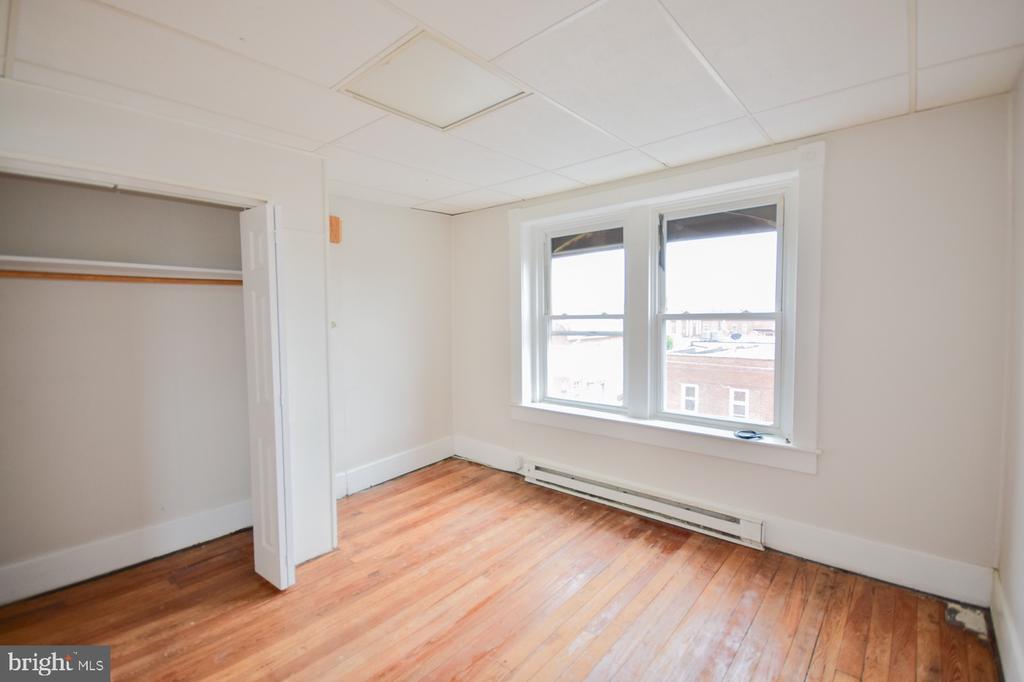 117 E MARTIN STREET Unit: 3