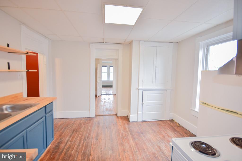 117 E MARTIN STREET Unit: 3