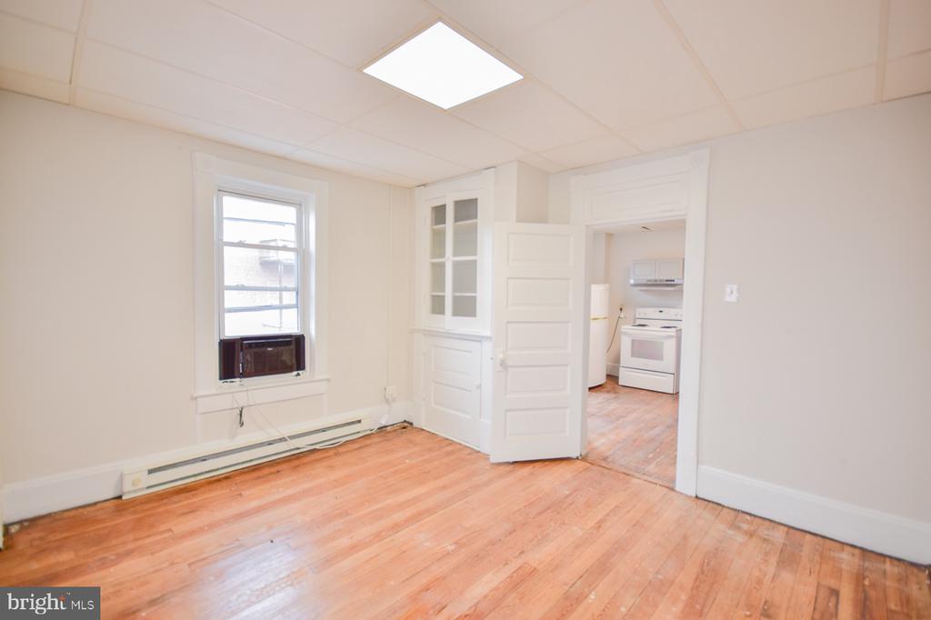 117 E MARTIN STREET Unit: 3