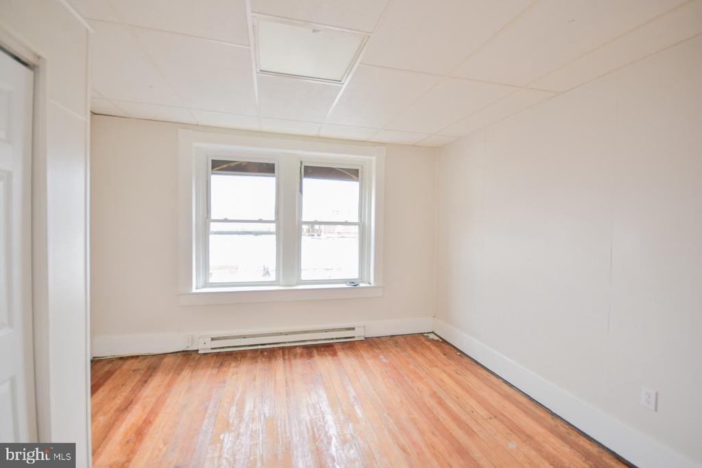 117 E MARTIN STREET Unit: 3