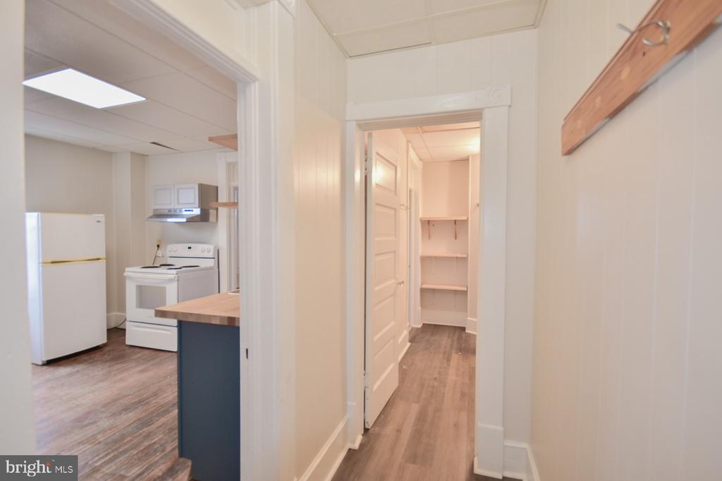 117 E MARTIN STREET Unit: 3