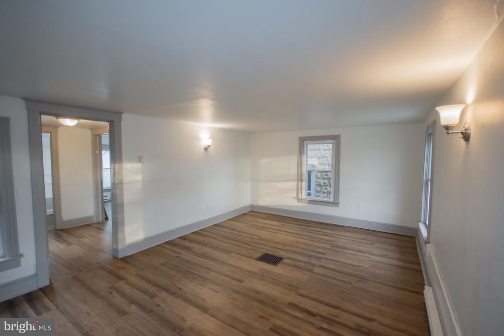 329 S MAPLE AVENUE