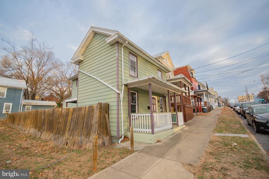 329 S MAPLE AVENUE