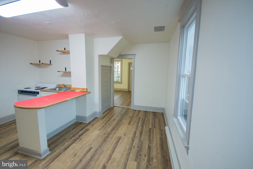 329 S MAPLE AVENUE