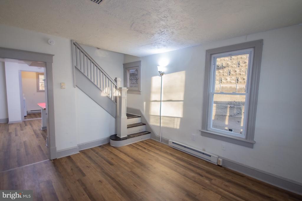 329 S MAPLE AVENUE