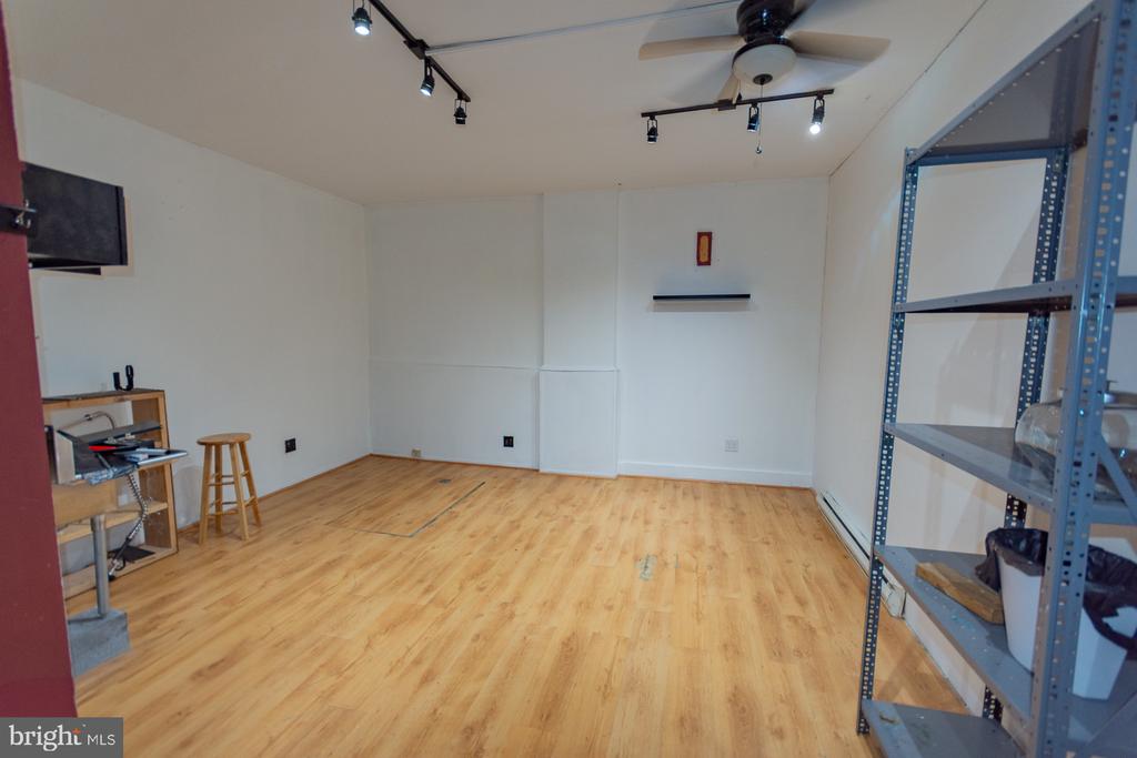 432 W MARTIN STREET