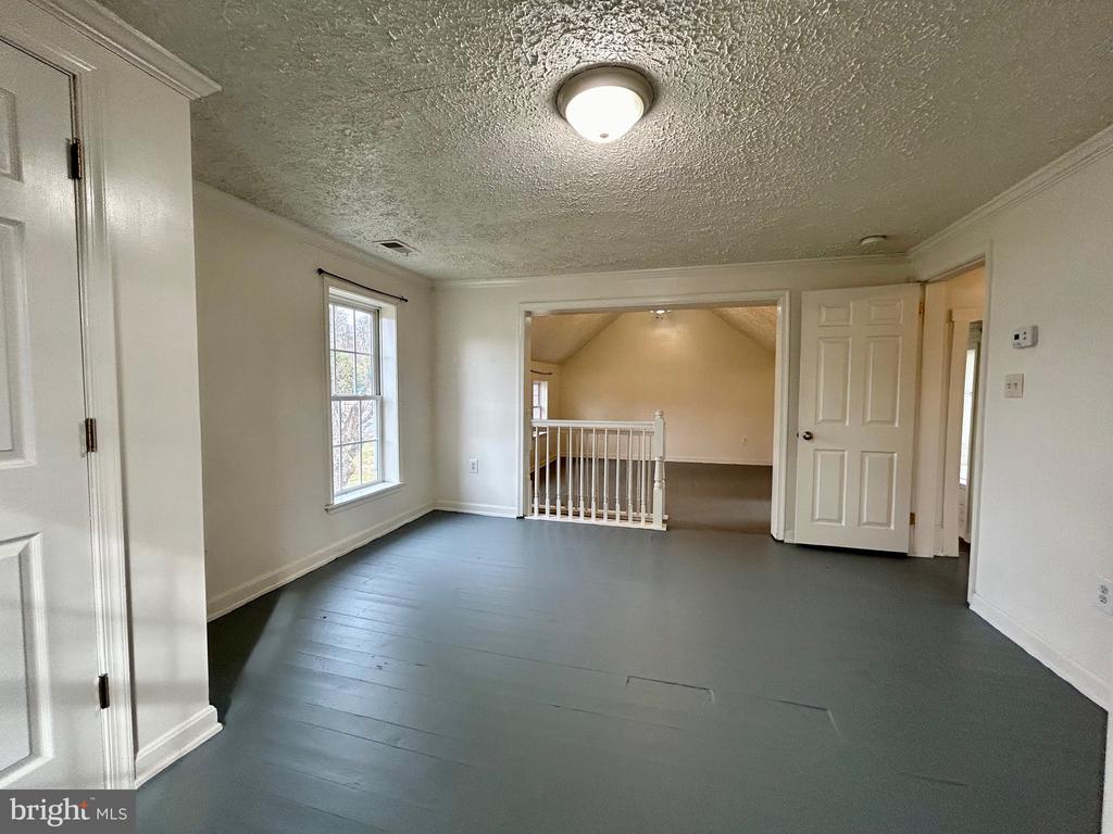 2266 HENSHAW ROAD