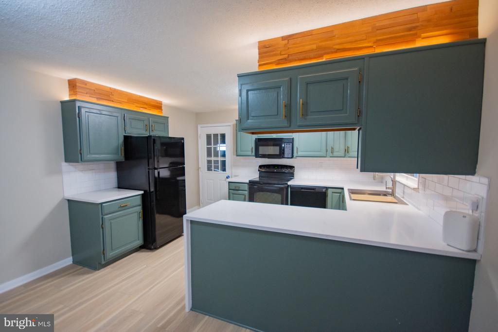 508 EDGEMONT TERRACE